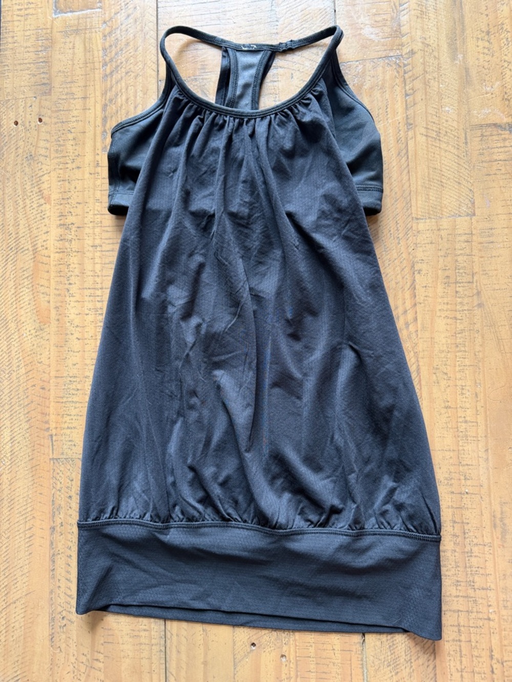 LULULEMON NO LIMIT TANK BLACK SIZE 4 RACERBACK BUILT IN BRA EUC